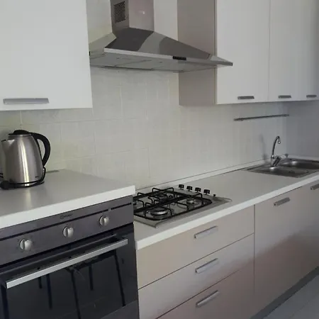 Con Piscina Il Glicine Sul Garda Appartement *