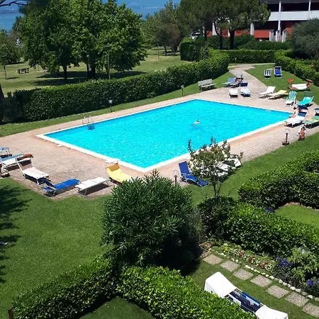 Appartement Con Piscina Il Glicine Sul Garda *