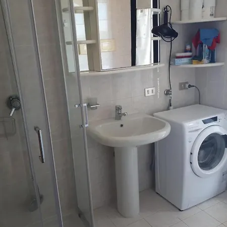 Con Piscina Il Glicine Sul Garda Appartement