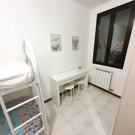 Con Piscina Il Glicine Sul Garda *