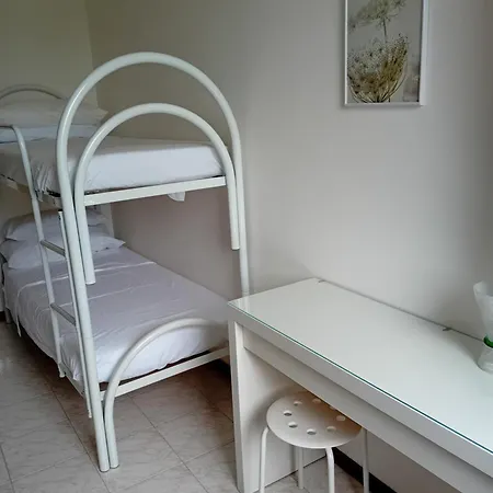 Con Piscina Il Glicine Sul Garda Appartement Desenzano del Garda